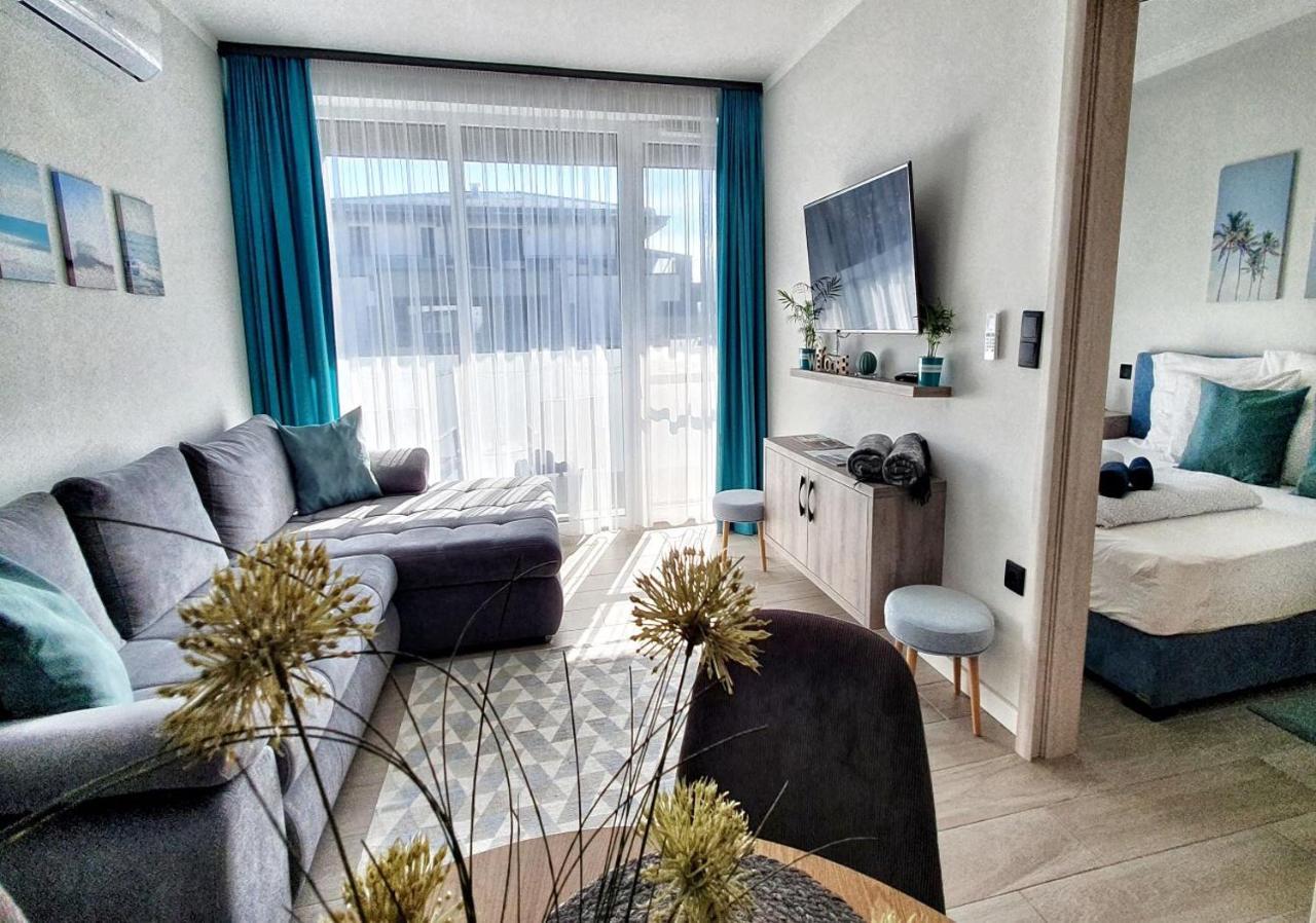 Marina Apartment By Dora Keszthely Kültér fotó