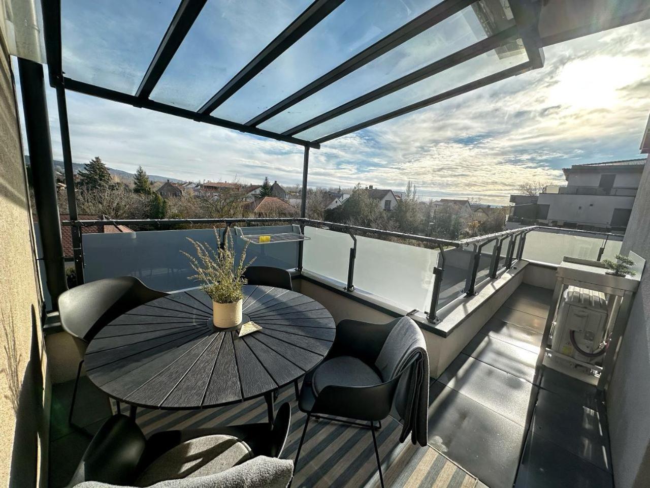 Marina Apartment By Dora Keszthely Kültér fotó